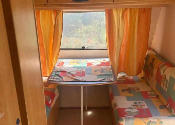 Daisy Kamper 아파트